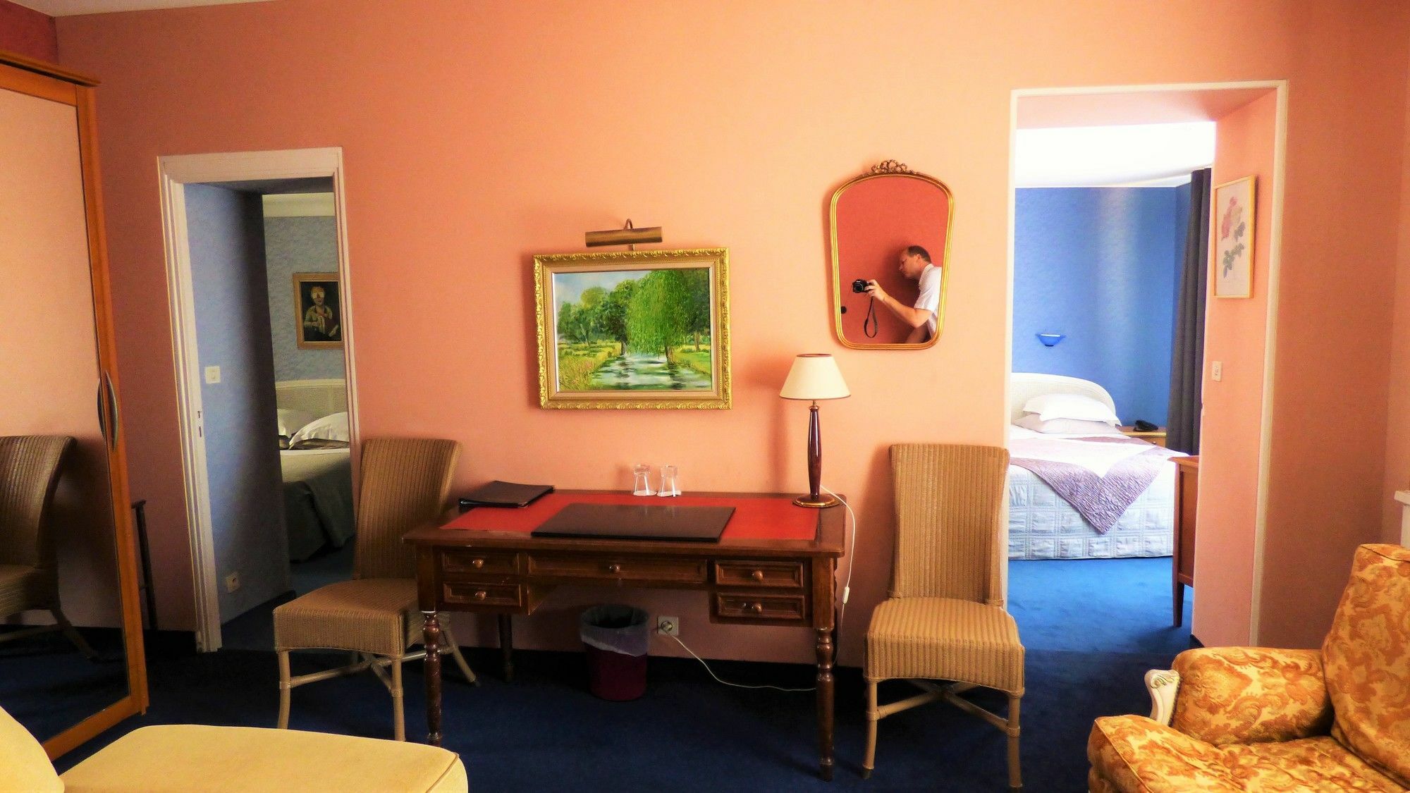 Hotel L'olivier - Piscine & Parking 3*