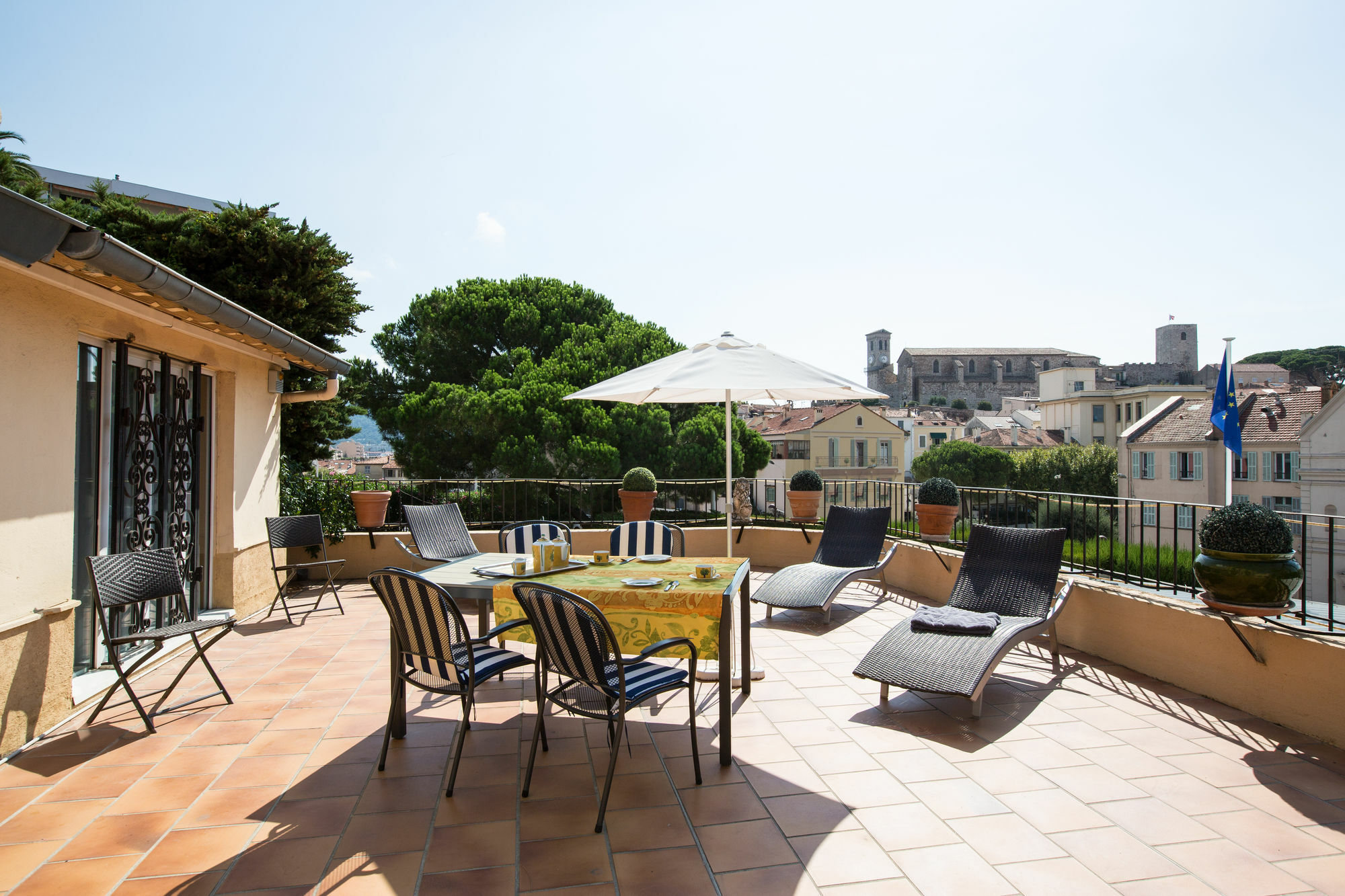 Hotel L'olivier - Piscine & Parking Cannes