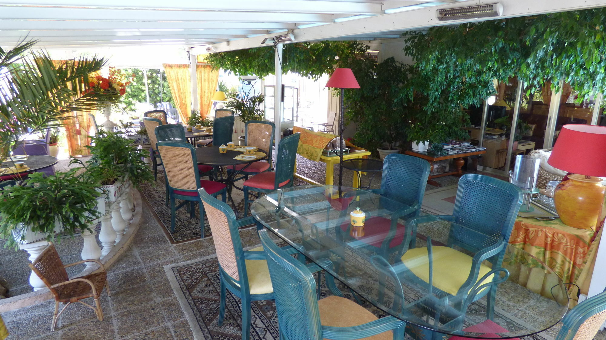 L'olivier - Piscine & Parking 3* Cannes